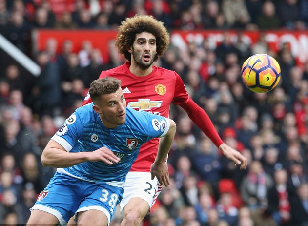  三人夹球跑教案 -开云体育