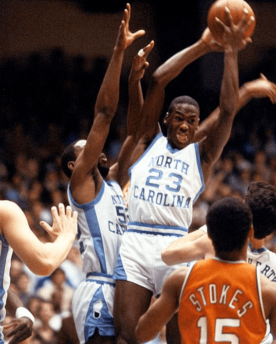 转会期华盛顿奇才备战欧超杯，篮板制胜细节曝光，信心回归，阵容厚度经受考验(洛杉矶湖人vs华盛顿奇才)